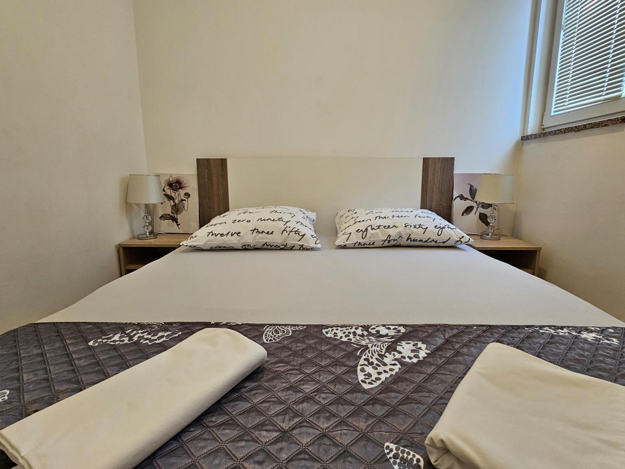 Apartments Gabbiano Novalja Kültér fotó