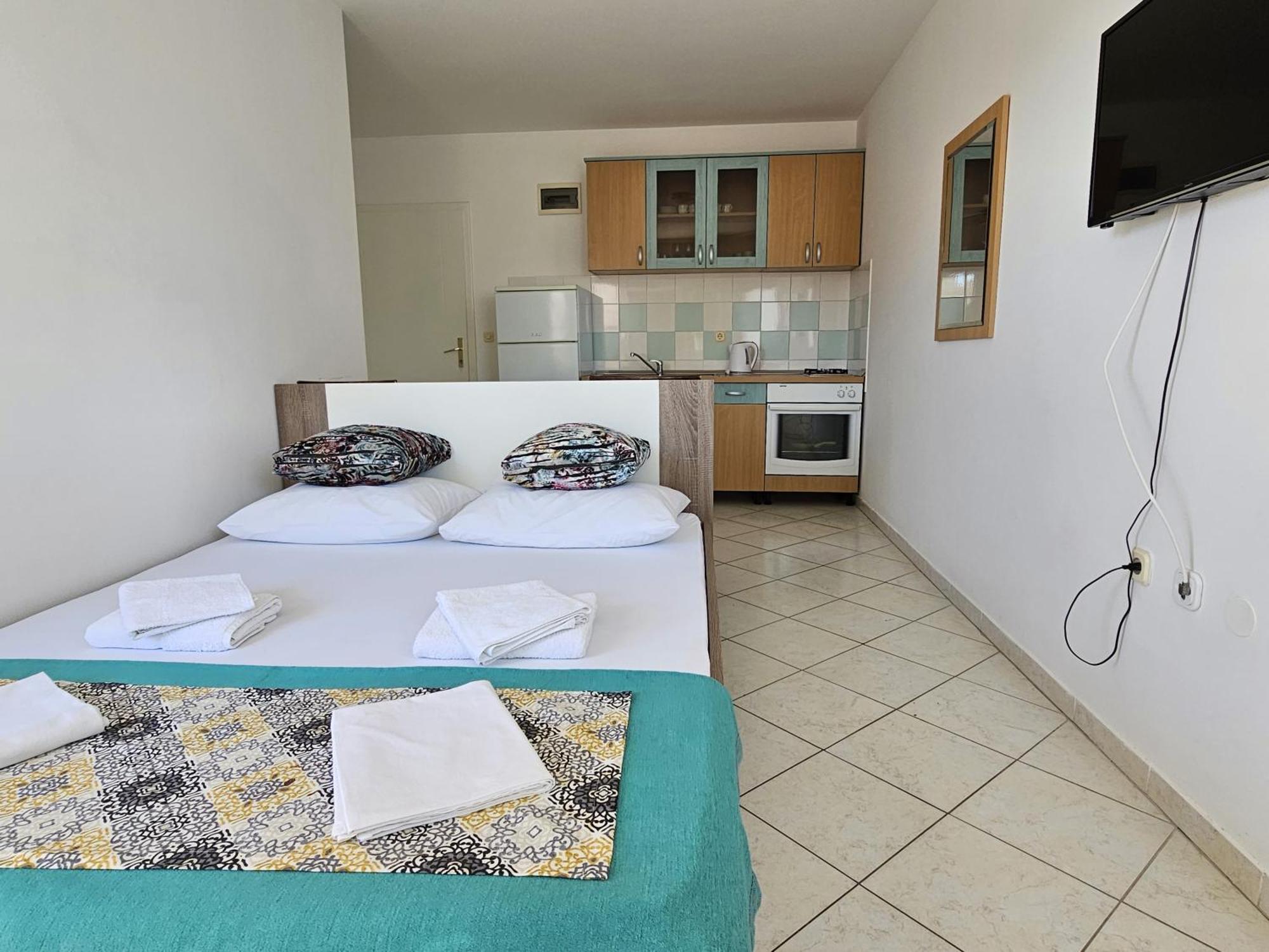 Apartments Gabbiano Novalja Kültér fotó